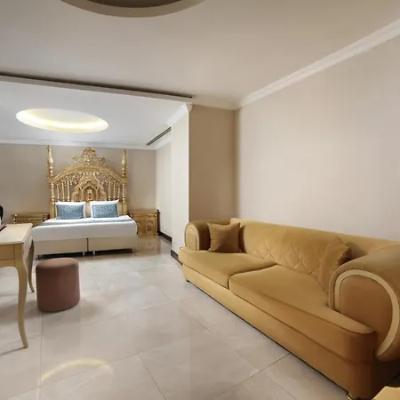 Hotel Great Fortune & Istanboel