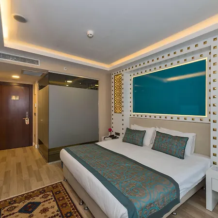 Great Fortune & Provincia di Istanbul