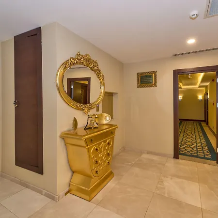 Hotel Great Fortune & 4*