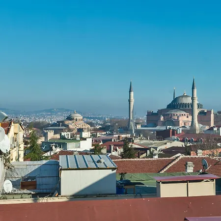 Great Fortune & מלון