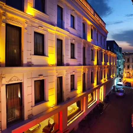 Great Fortune & מלון 4*